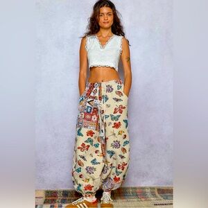POL Mix N Match Butterfly Jacquard Print Joggers in Natural